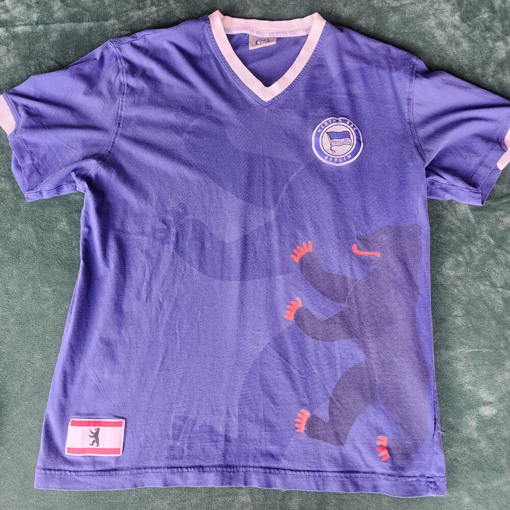Hertha BSC Berlin Soccer Football Jersey XL Purple Bear Graphic Bundesliga Shirt